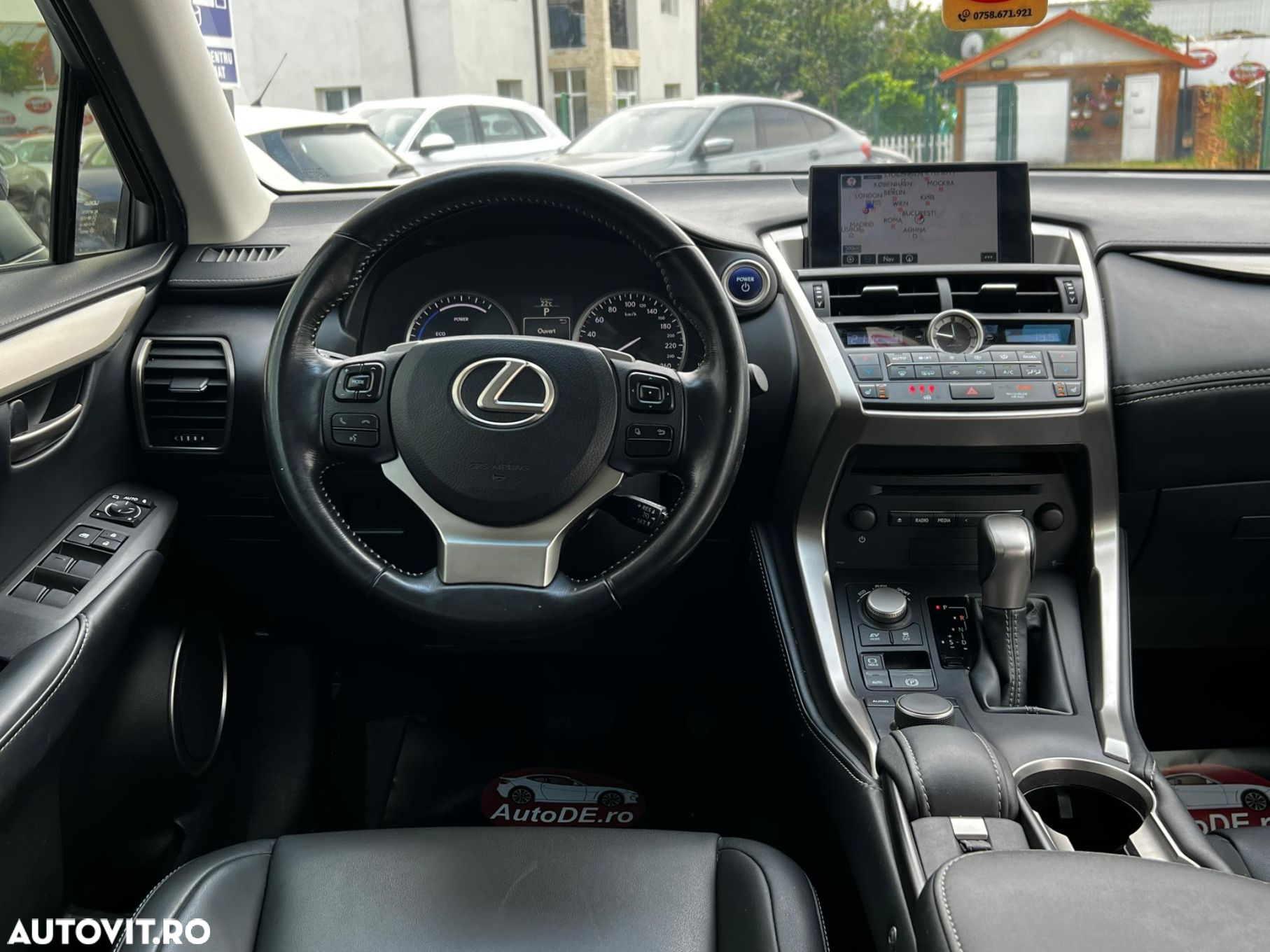 Lexus Seria NX - 8