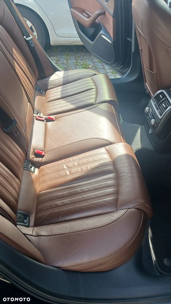 Audi A6 Avant - 14