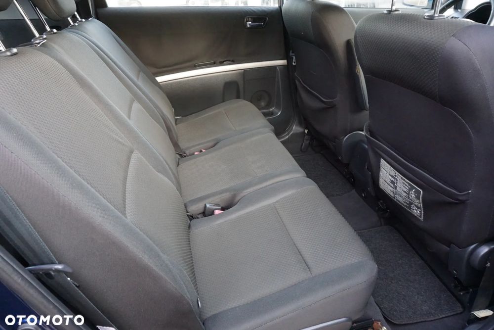 Toyota Corolla Verso 2.0 D-4D Sol 7os - 15