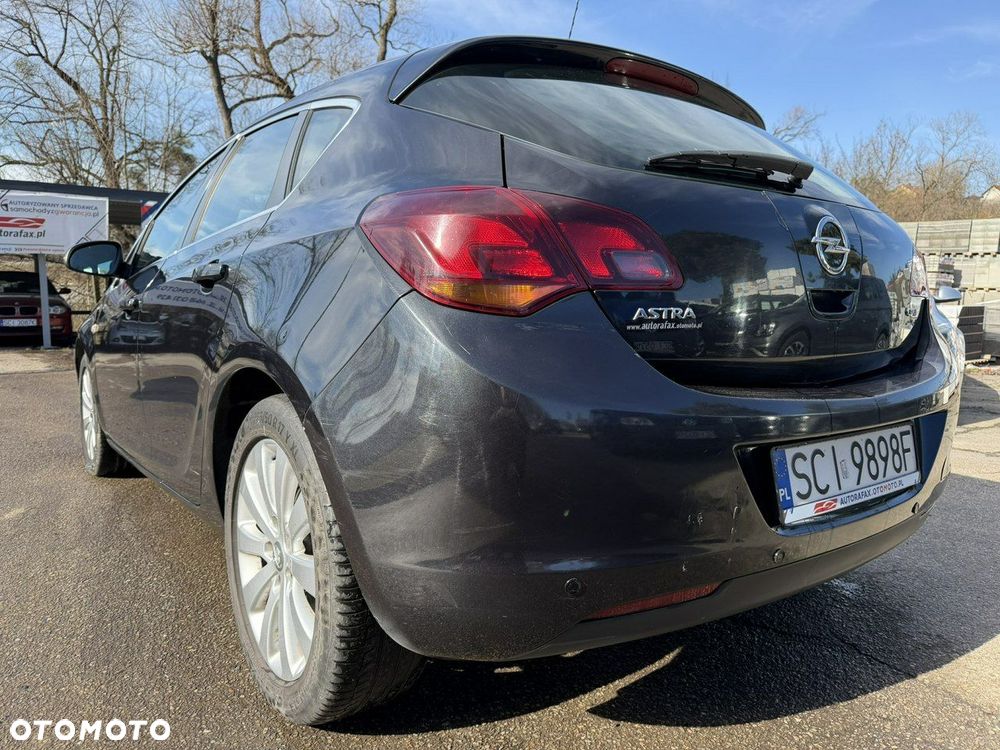 Opel Astra 1.7 CDTI - 9