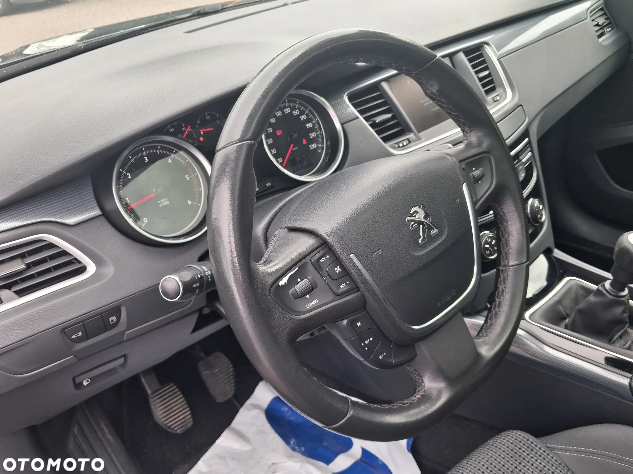 Peugeot 508 2.0 BlueHDi Allure S&S - 25