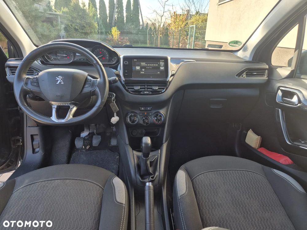 Peugeot 208 1.2 PureTech Active - 6