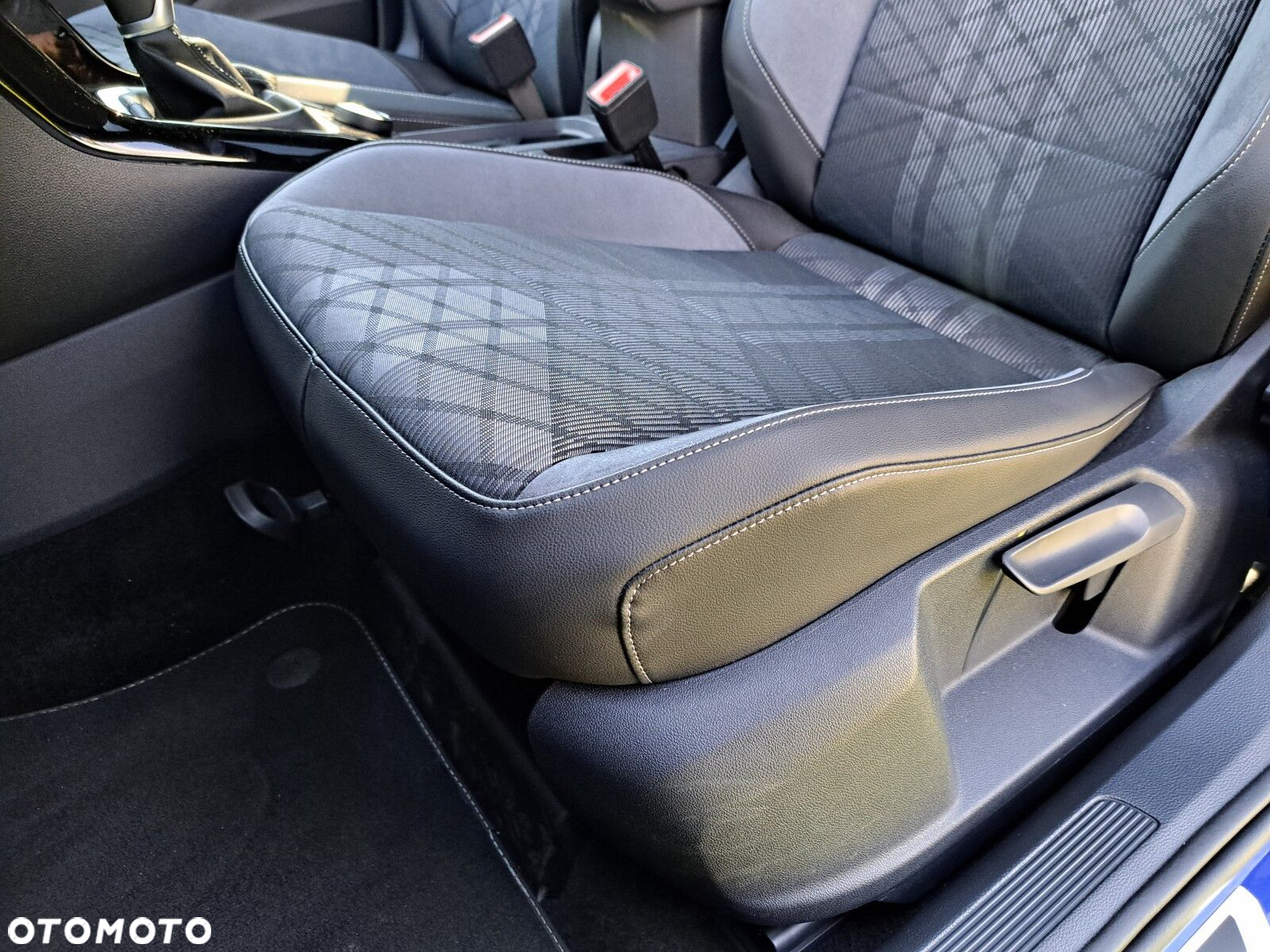 Volkswagen T-Roc 2.0 TSI 4Motion R-Line Plus DSG - 19