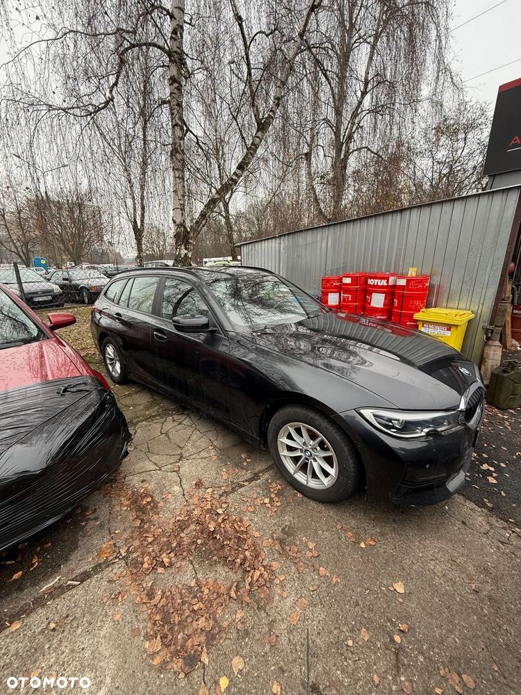 BMW Seria 3 320d xDrive MHEV Advantage - 2