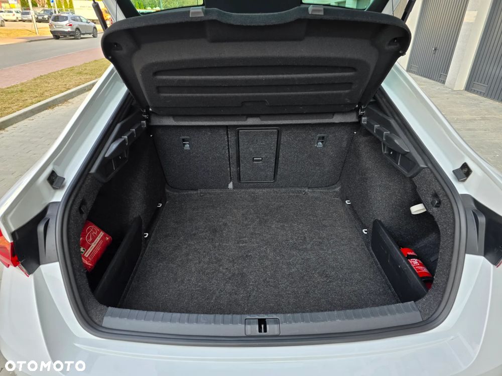 Skoda Octavia 2.0 TSI RS - 19