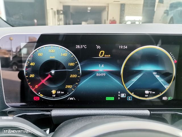 Mercedes-Benz GLA 250 e 8G-DCT Progressive Advanced - 24