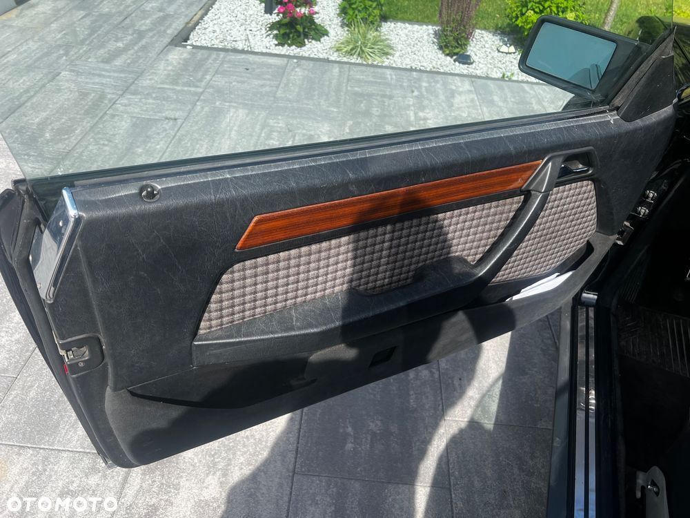Mercedes-Benz W124 (1984-1993) - 14