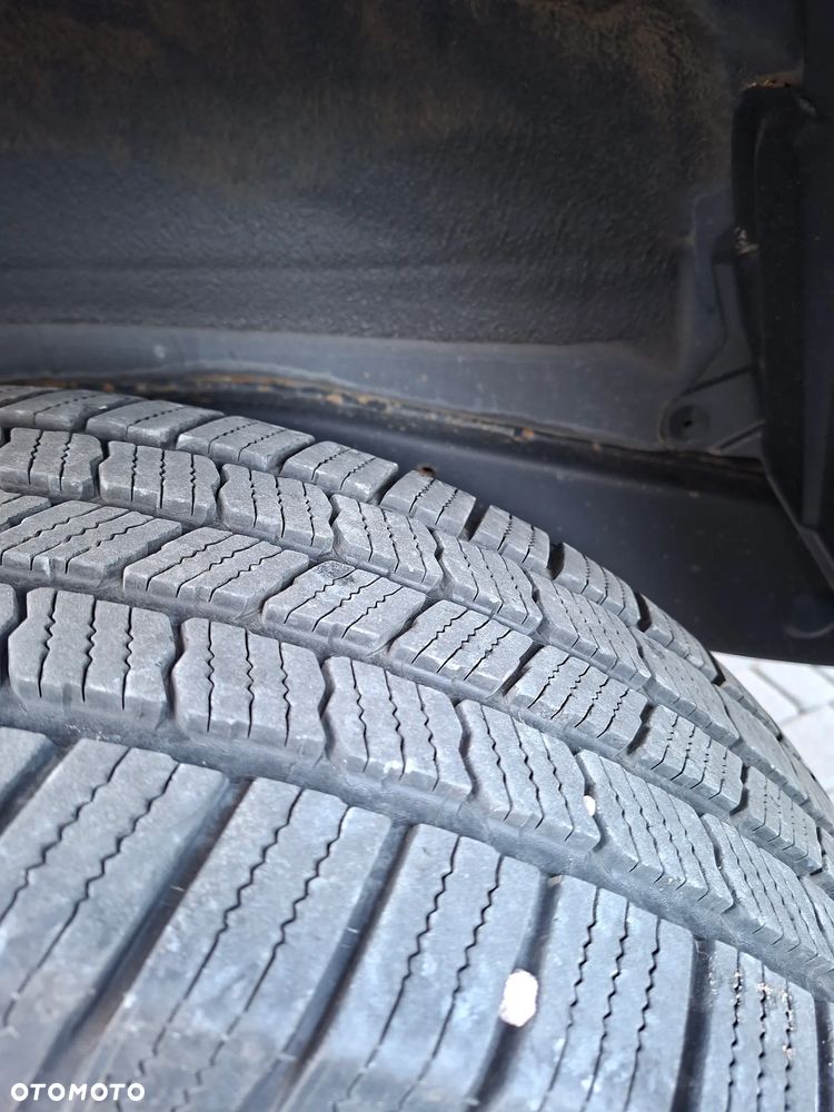 Toyota 4-Runner - 16