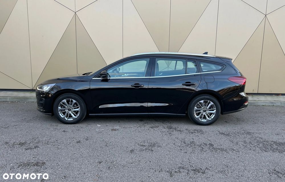 Ford Focus 1.0 EcoBoost Titanium Design - 2