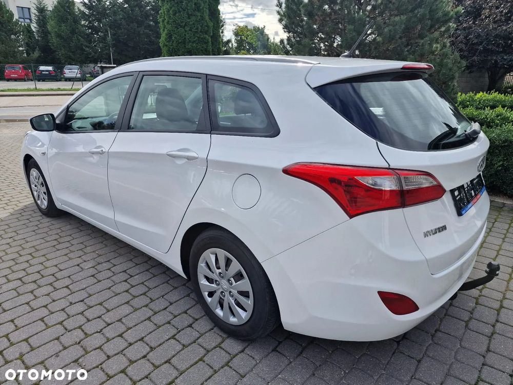 Hyundai i30 1.6 CRDi BlueDrive Classic - 4
