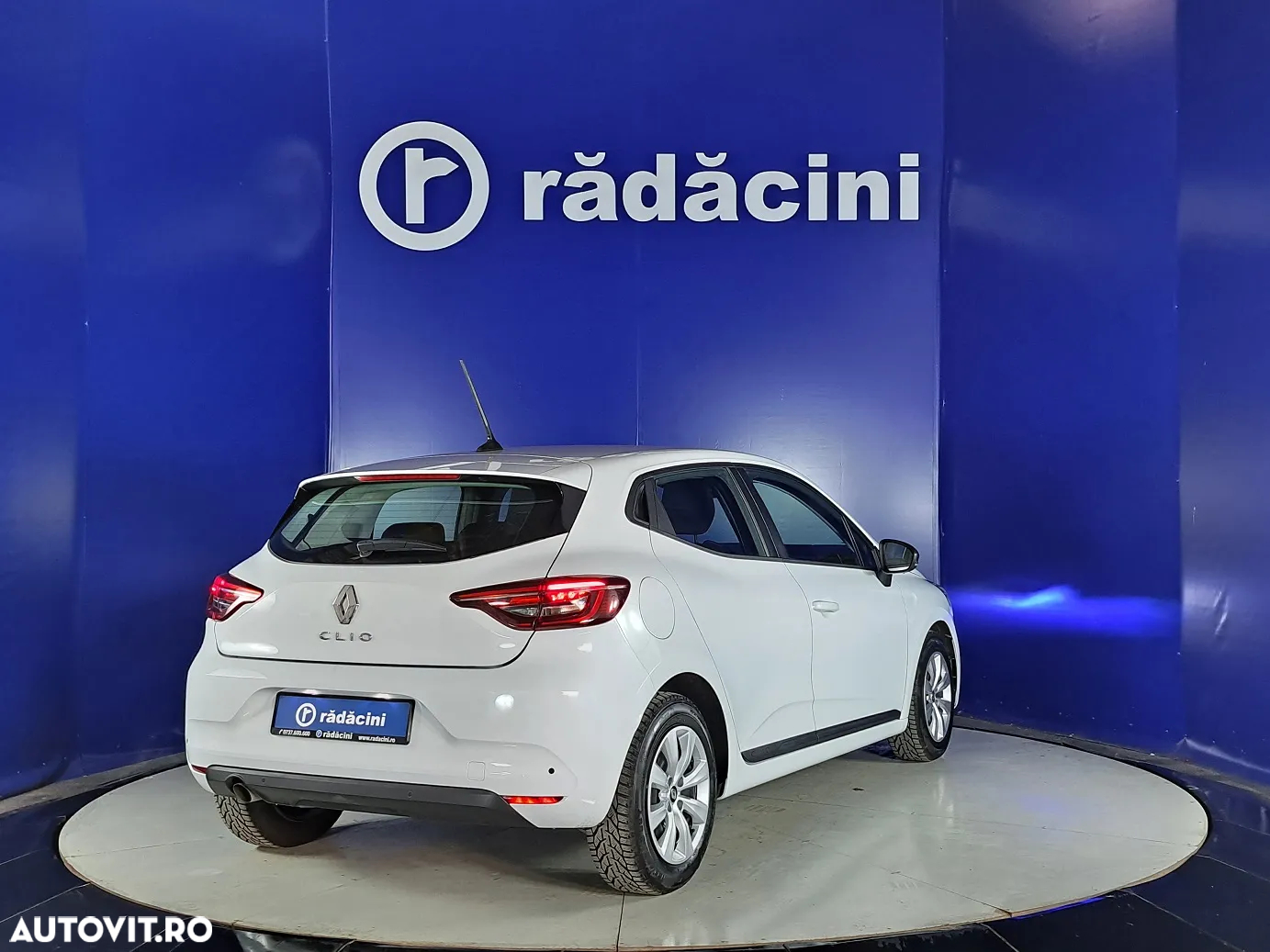 Renault Clio - 7
