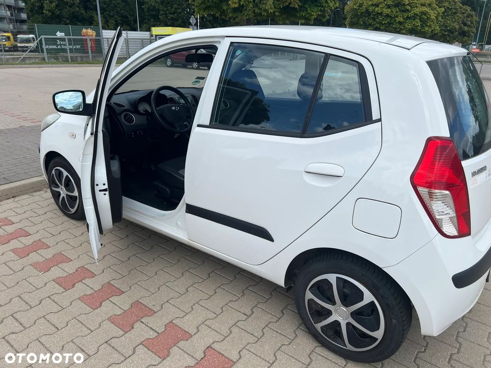 Hyundai i10 1.1 - 3