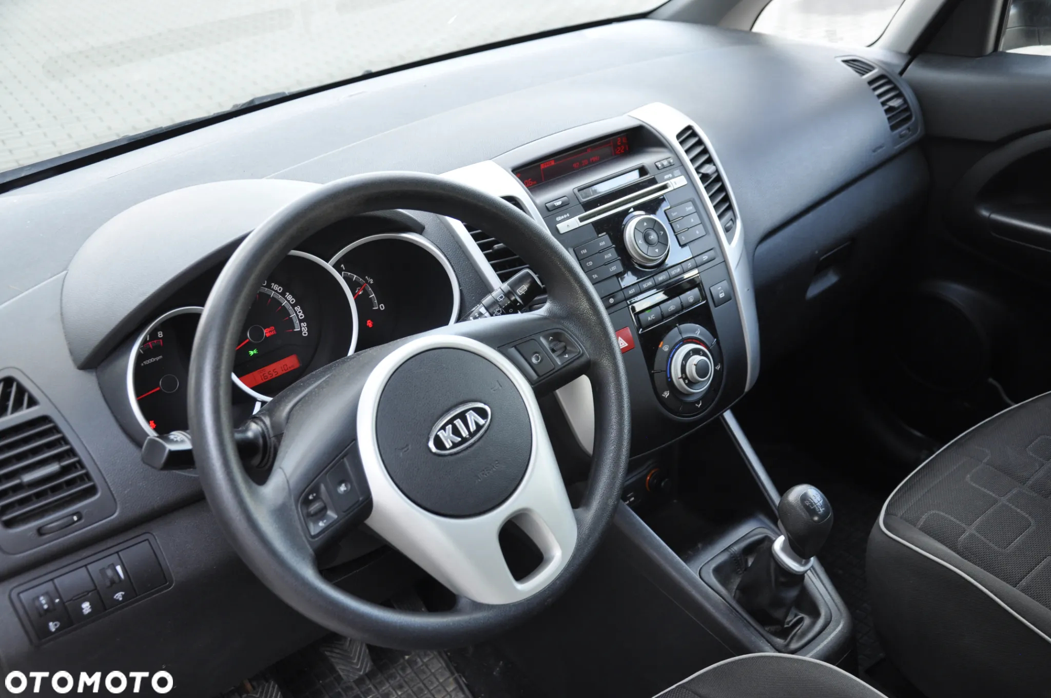 Kia Venga 1.4 Business Line - 14