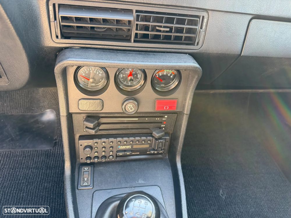 Porsche 924 - 21