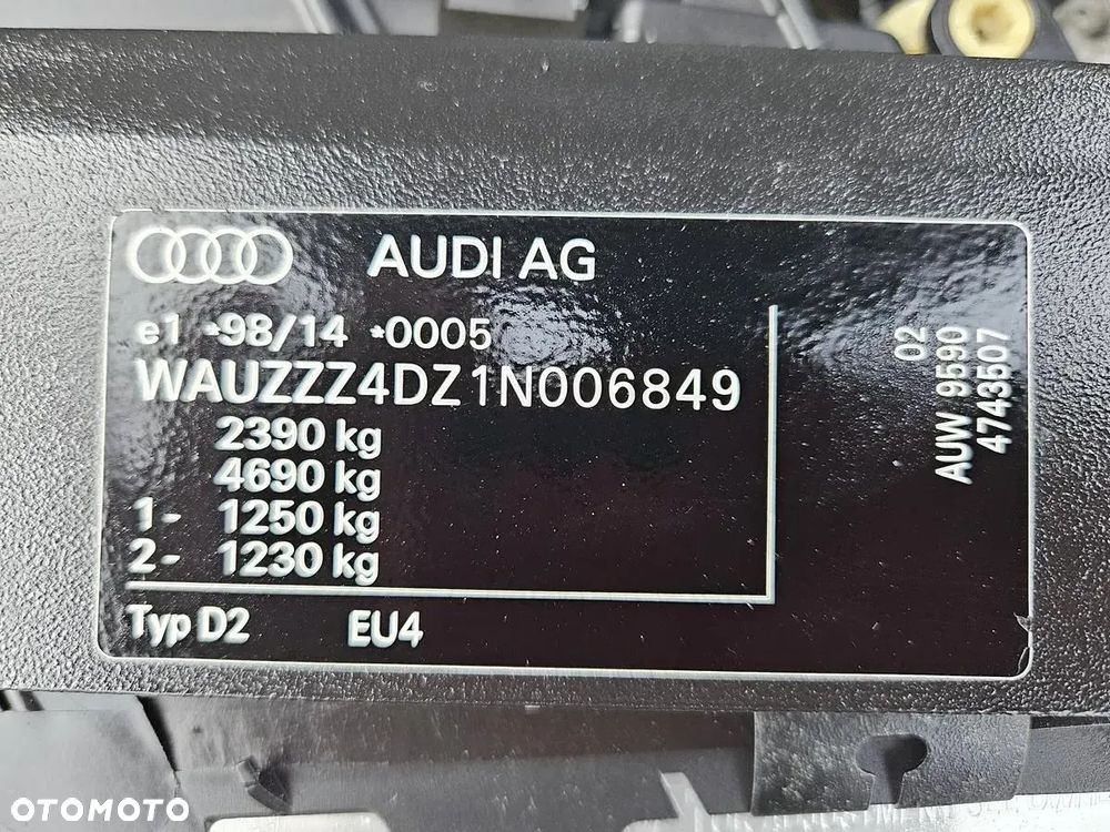 Audi A8 4.2 Quattro Tiptronic - 32