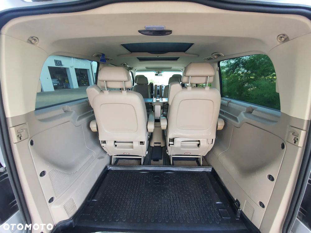Mercedes-Benz Viano - 13