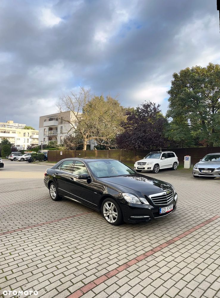 Mercedes-Benz Klasa E 220 CDI BlueEff Avantgarde - 8