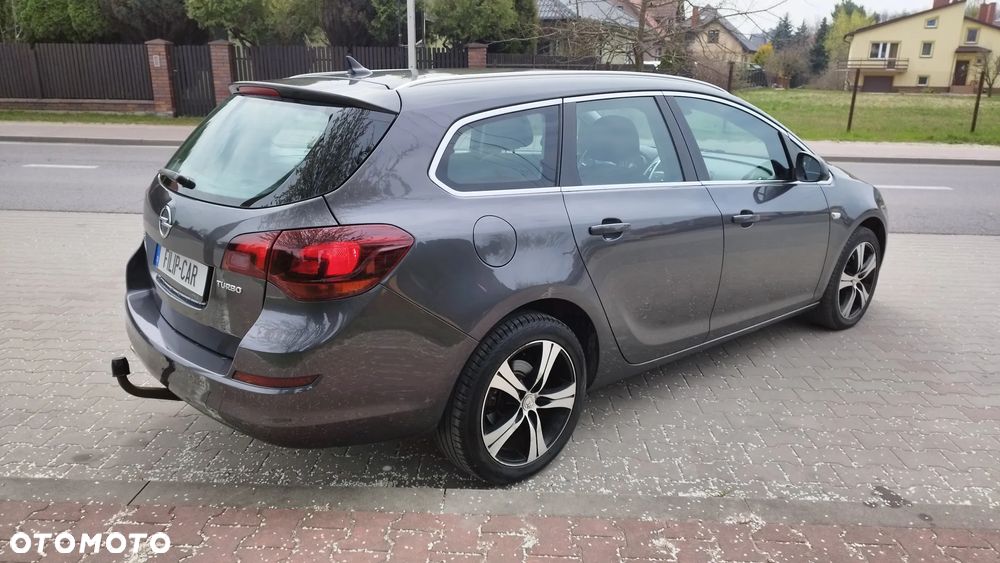 Opel Astra 1.4 Turbo Cosmo - 17