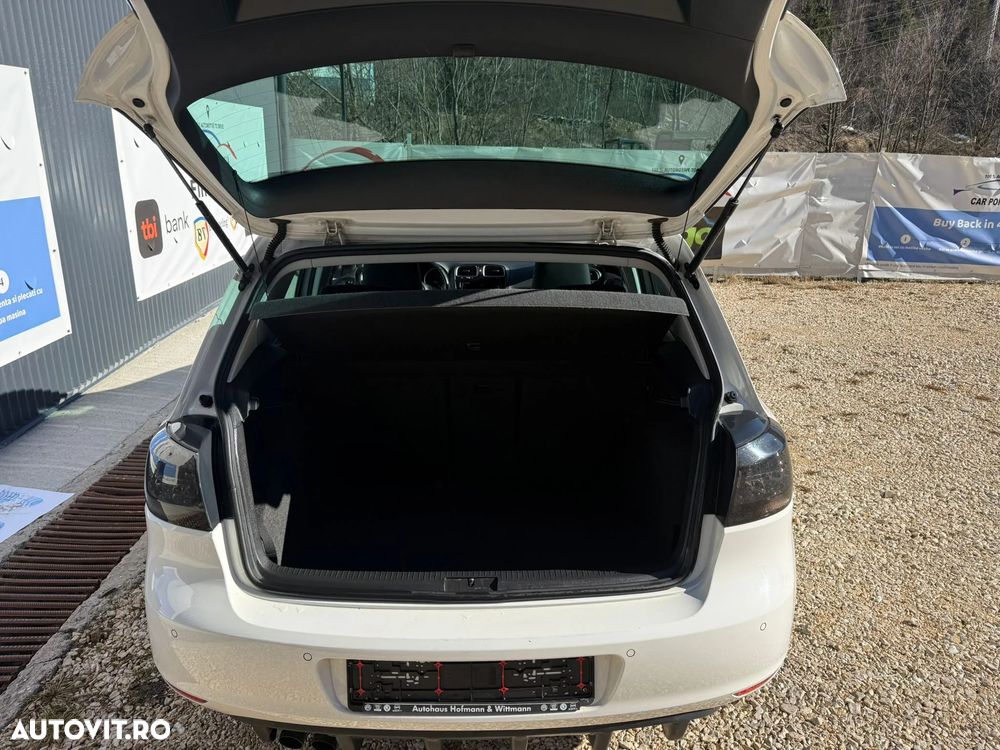 Volkswagen Golf 1.4 TSI Individual - 12