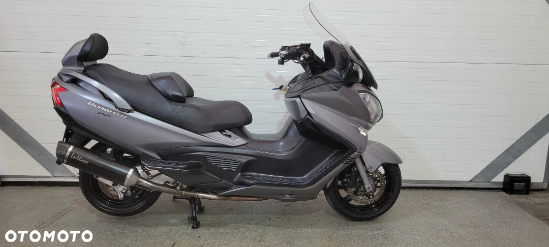 Suzuki Burgman - 3