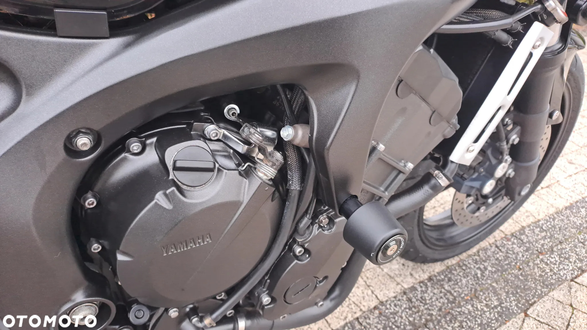 Yamaha FZ - 20