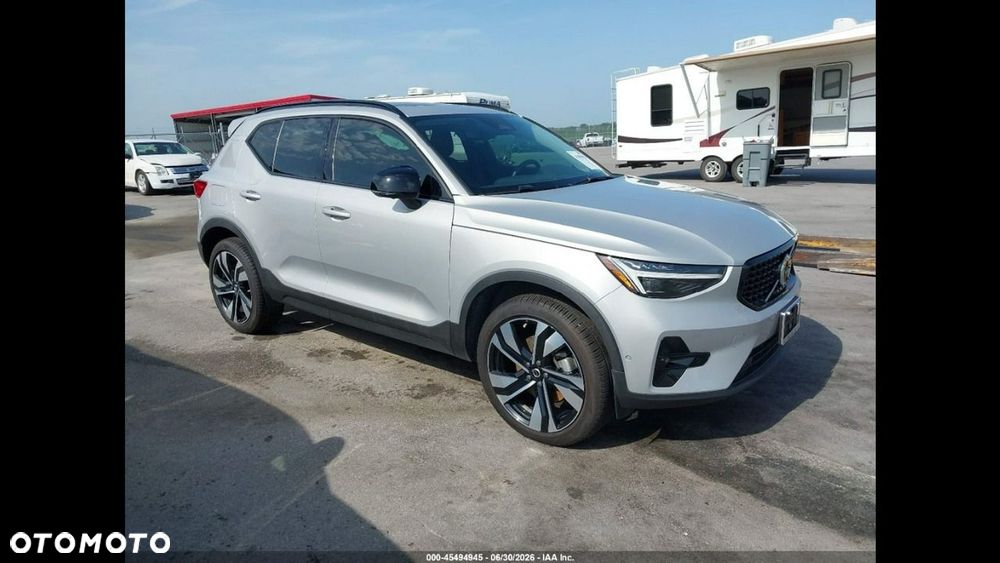 Volvo XC 40 B5 AWD Ultimate Dark - 1