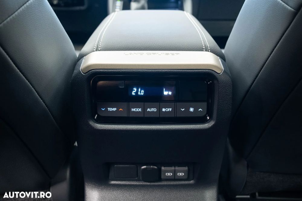 Toyota Land Cruiser - 21