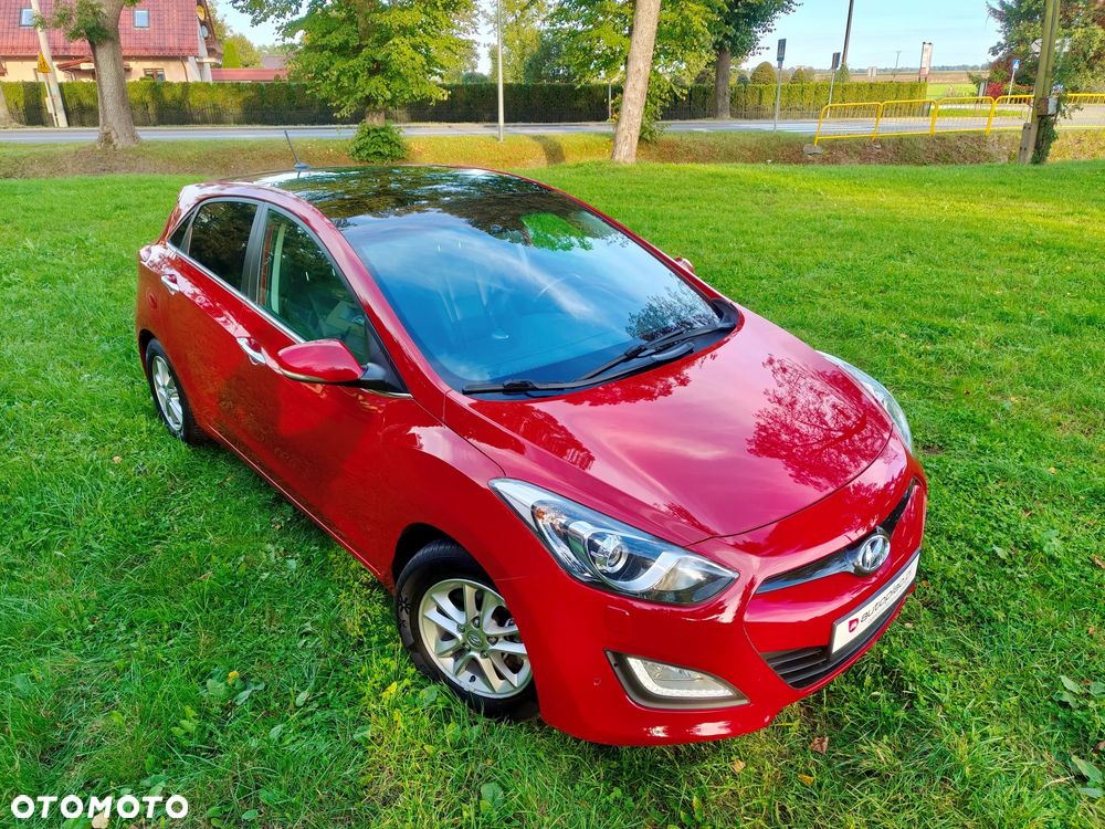 Hyundai i30 1.6 CRDi Premium - 1