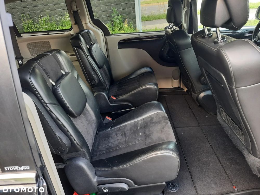 Lancia Voyager 3.6 Platinum - 6