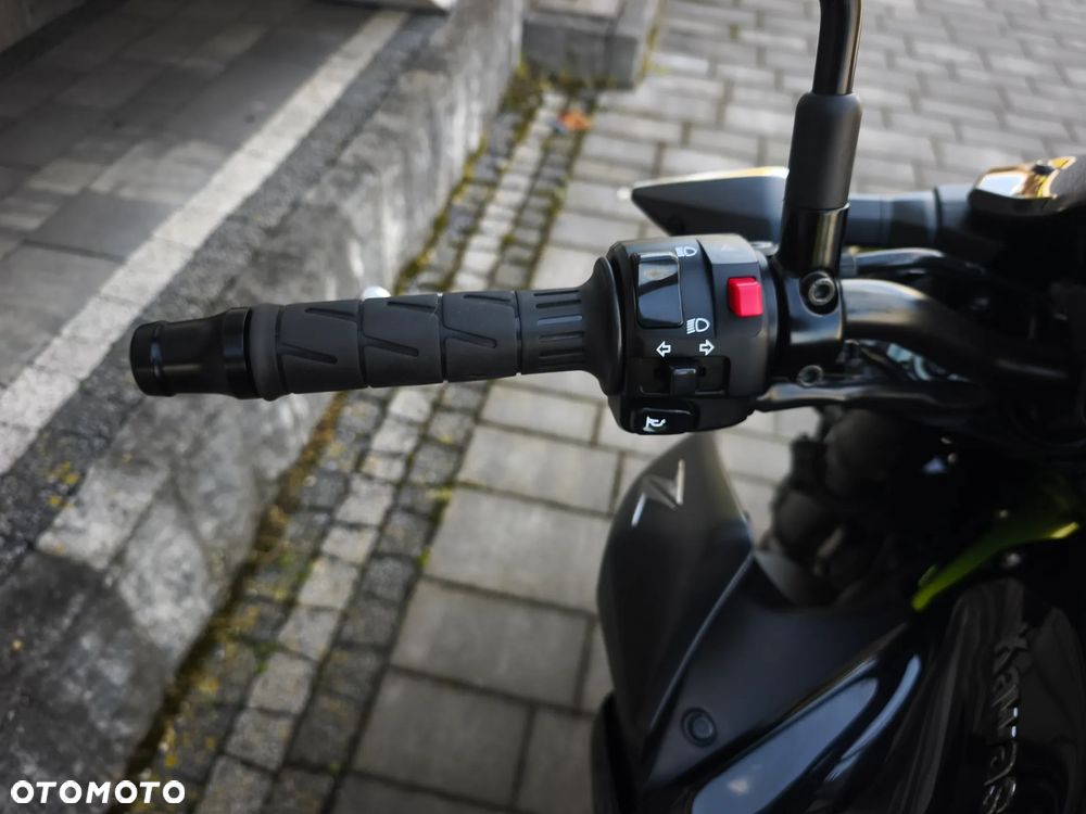 Kawasaki Z 900 - 20