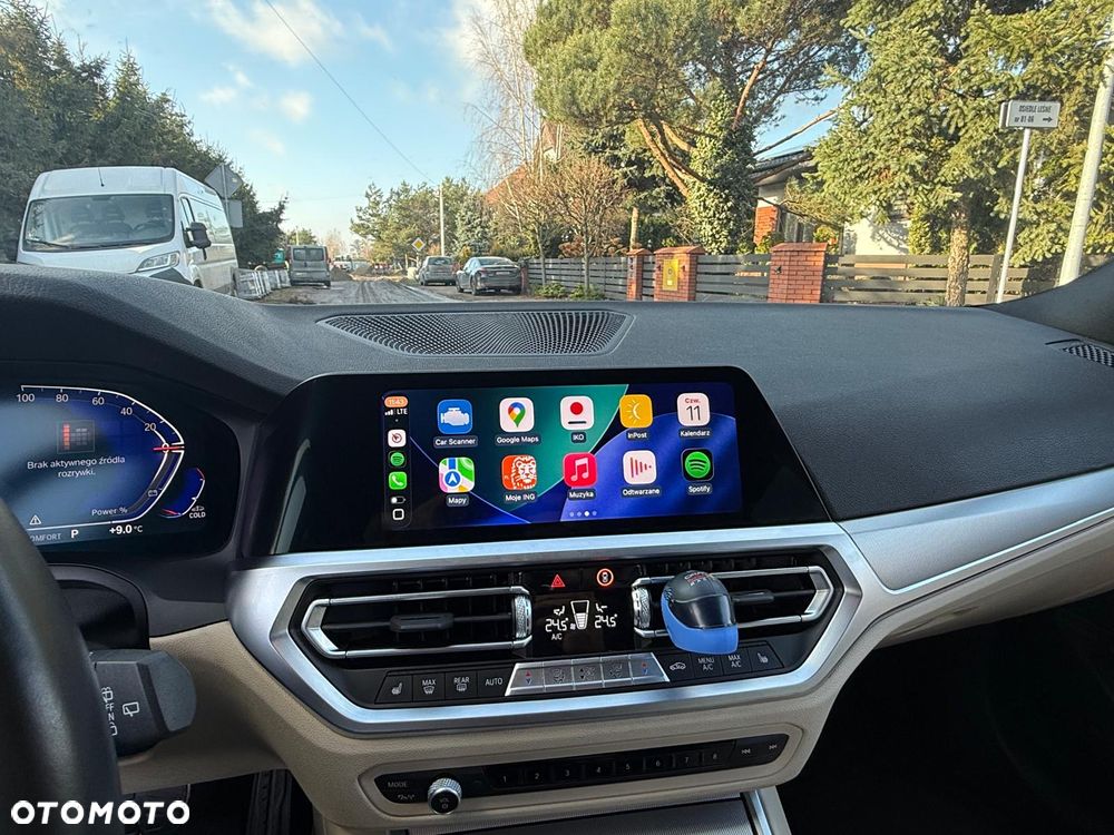 BMW Seria 3 318i M Sport - 22