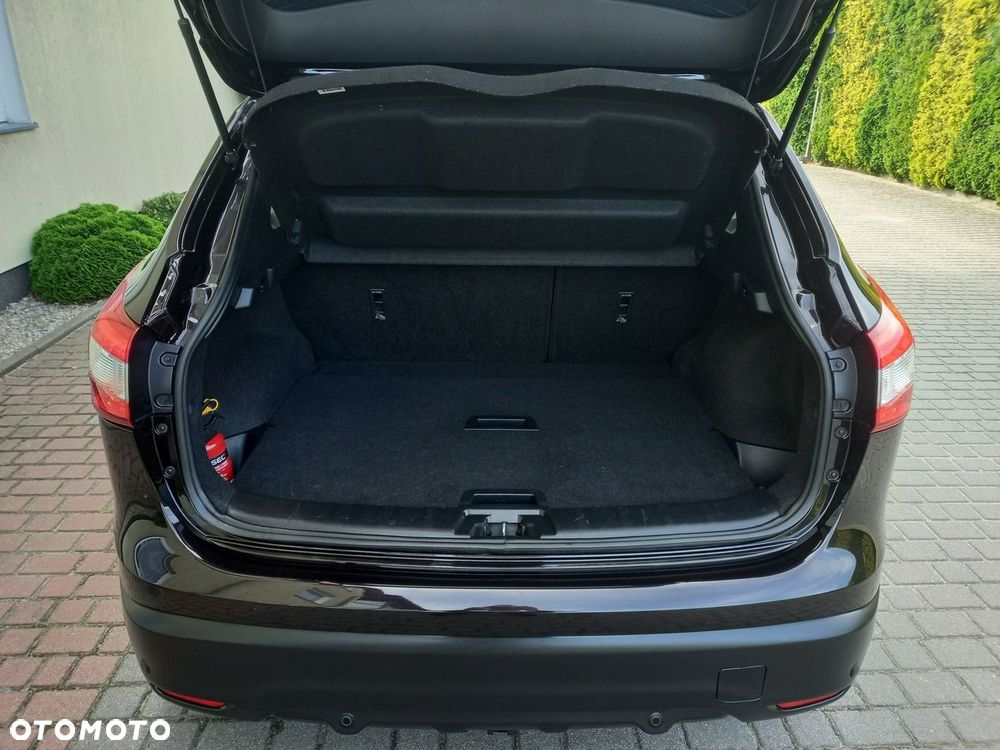 Nissan Qashqai 1.6 dCi DPF tekna - 15