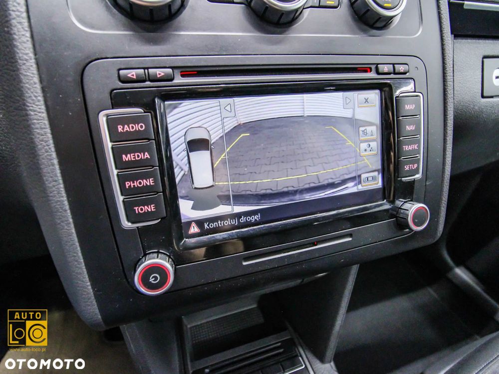 Volkswagen Touran 2.0 TDI Highline - 19