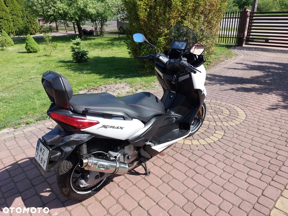 Yamaha X-max - 4