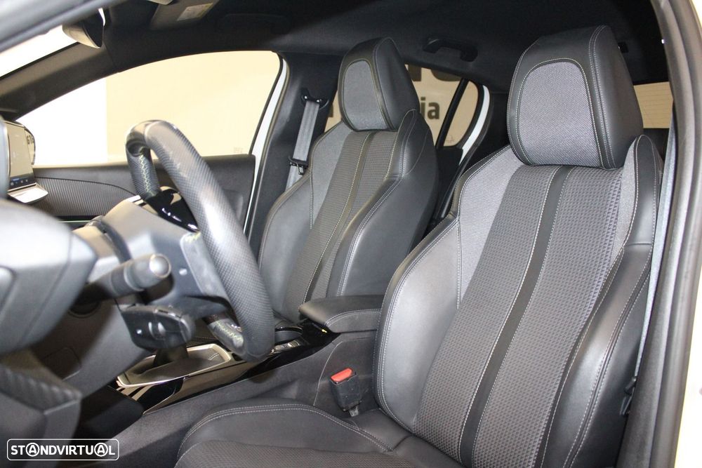 Peugeot 208 1.5 BlueHDi GT - 33
