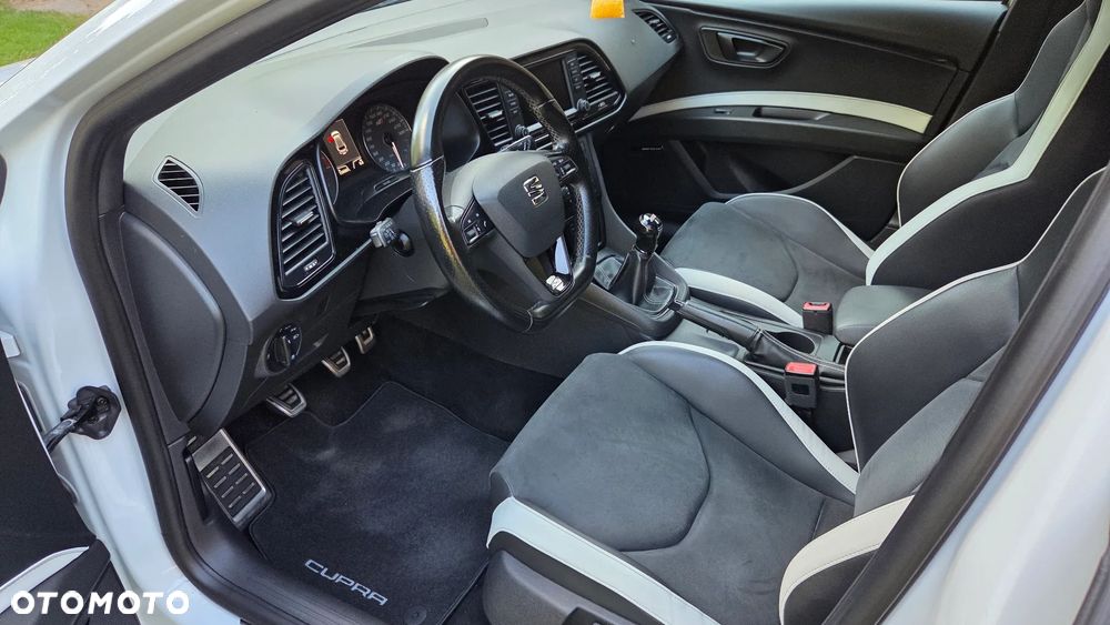 Seat Leon Sportstourer 2.0 TSI Cupra S&S 280 - 12