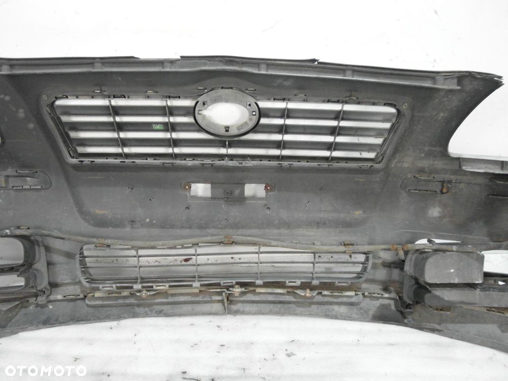 ZDERZAK PRZÓD TOYOTA AVENSIS II Kombi (T25)  6T1 - 10