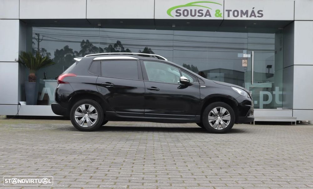 Peugeot 2008 1.2 PureTech Style - 5