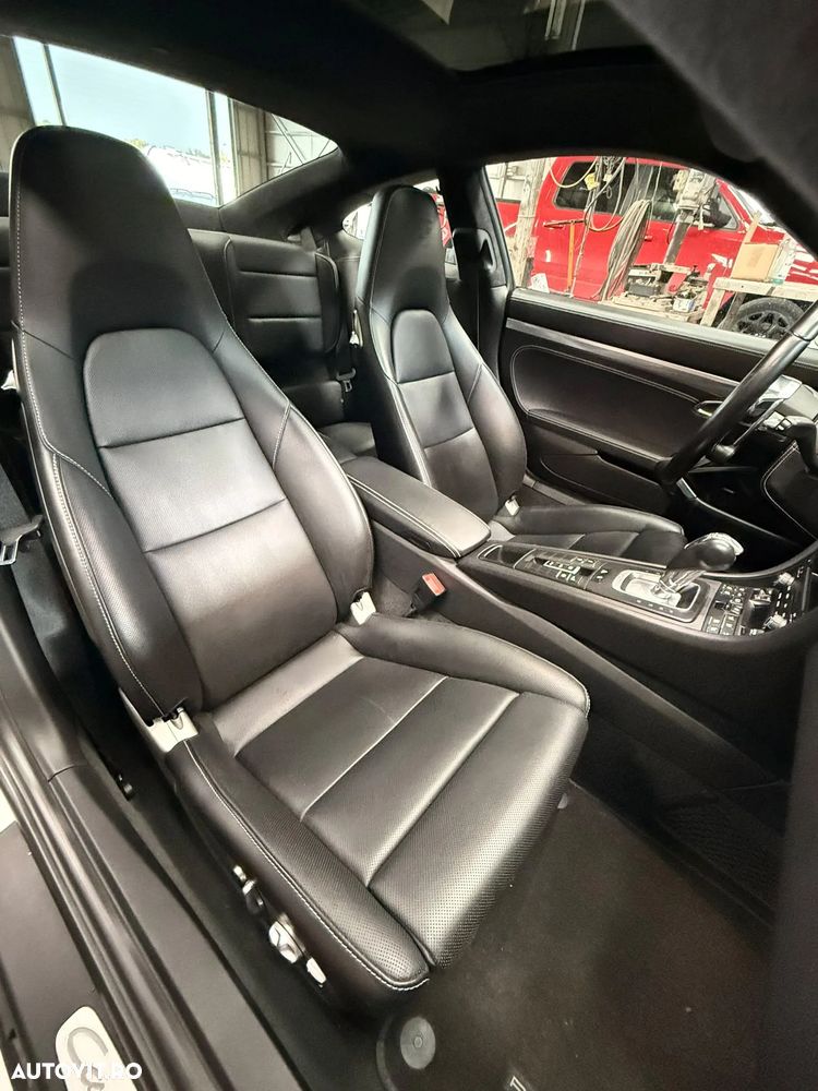 Porsche 911 - 19
