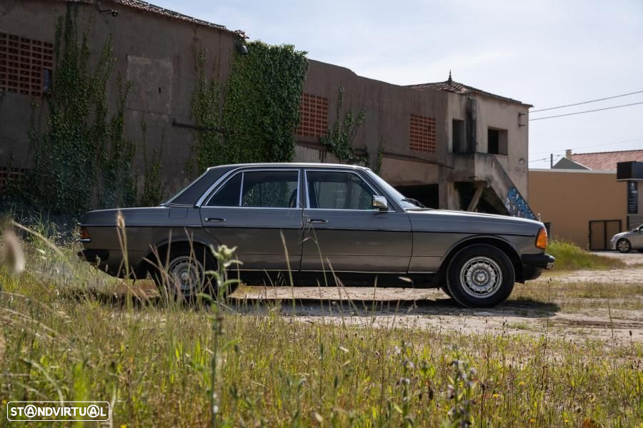 Mercedes-Benz 300 - 7