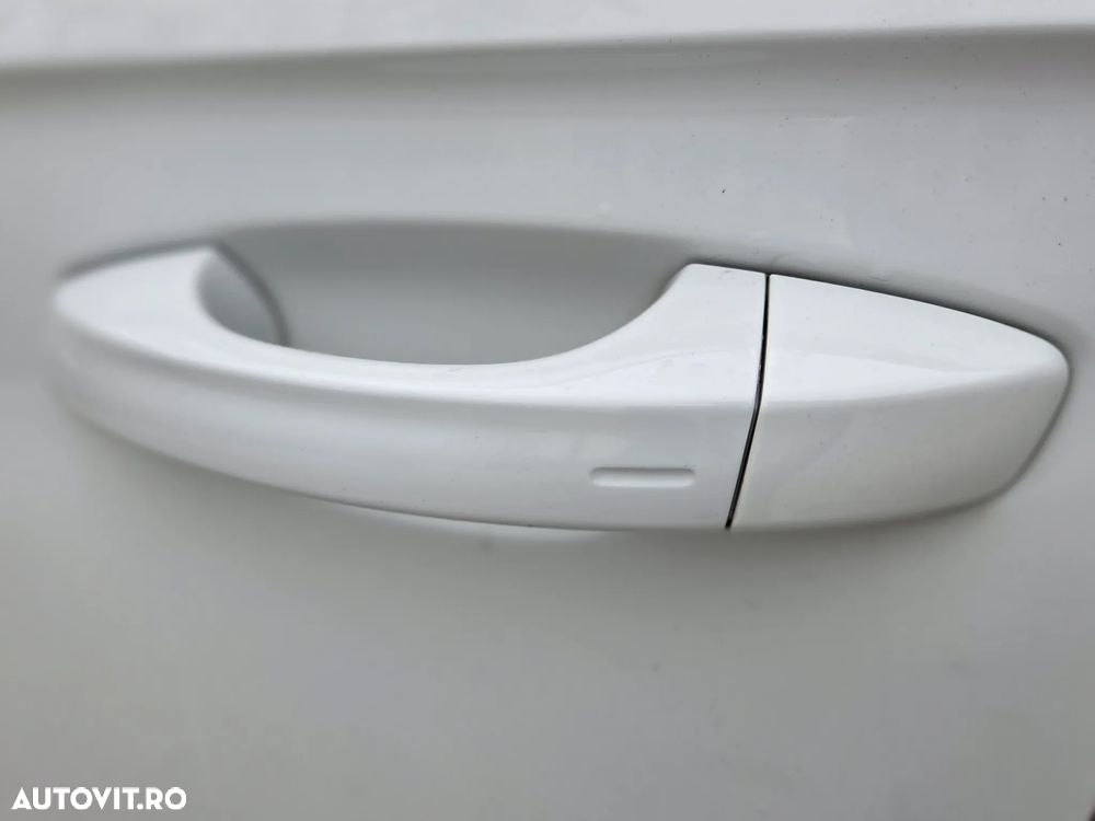 Volkswagen T-Roc 2.0 TDI SCR 4MOTION DSG R-Line - 40