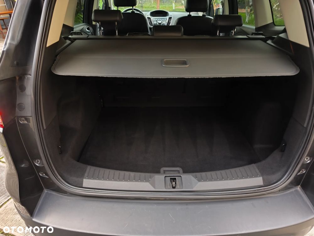 Ford Kuga - 15