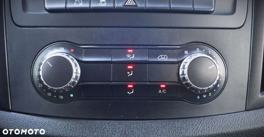 Mercedes-Benz Vito - 26