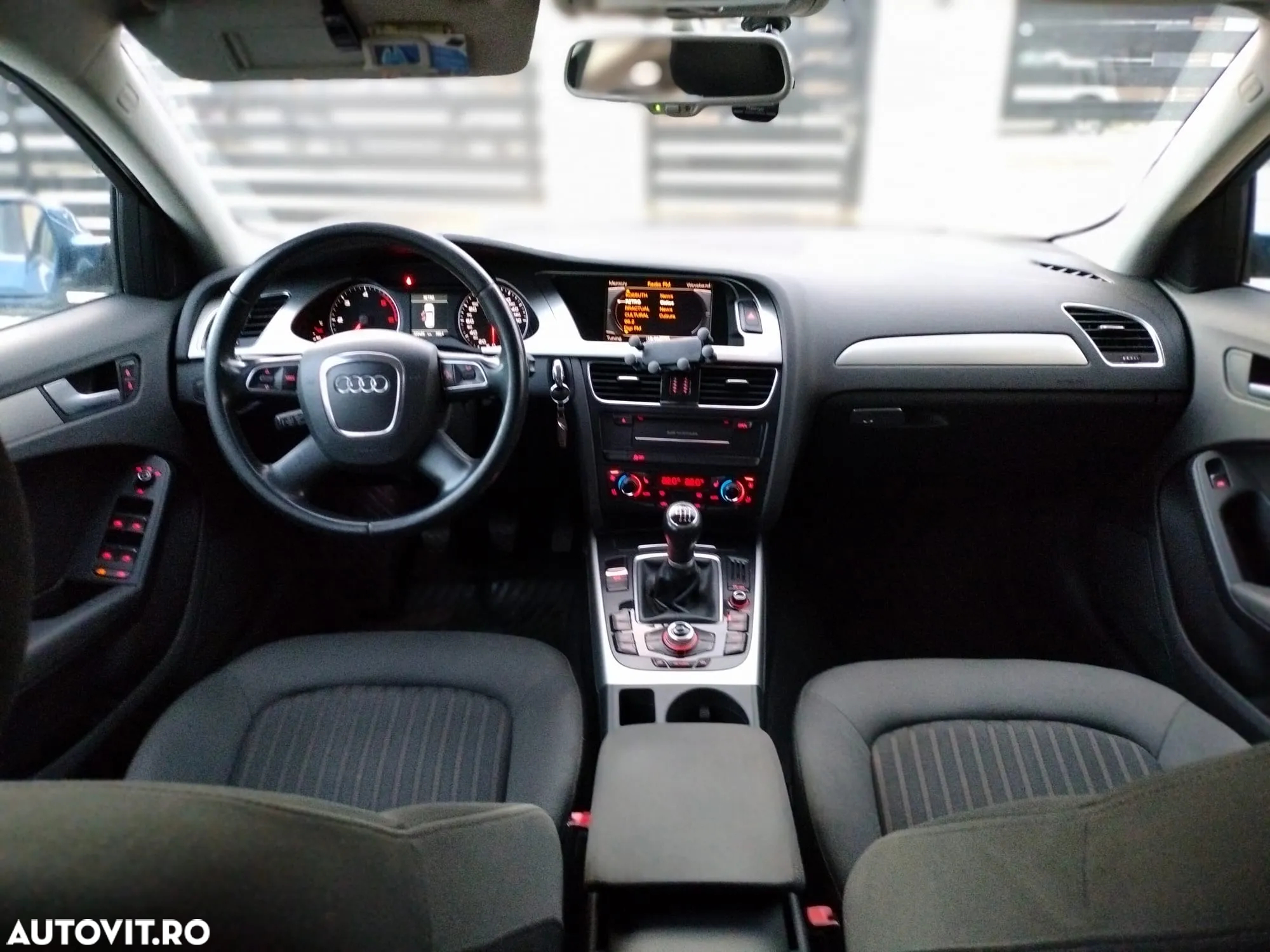 Audi A4 2.0 TDI Avant - 6