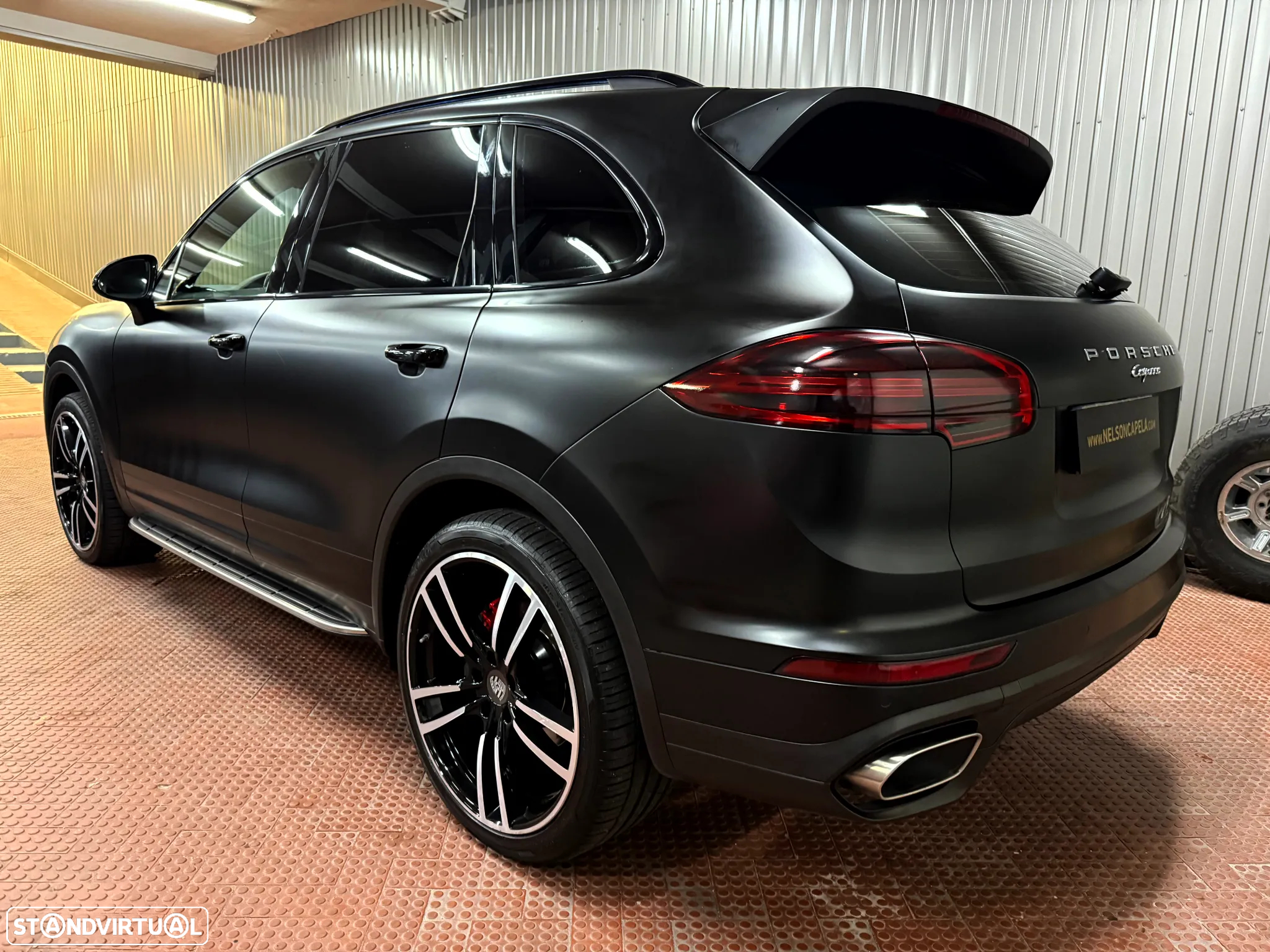 Porsche Cayenne - 3