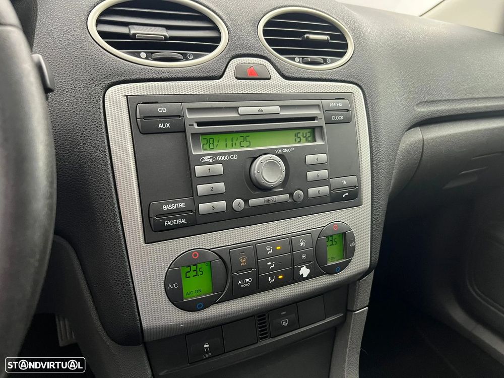 Ford Focus SW 1.6 TDCi Titanium - 5