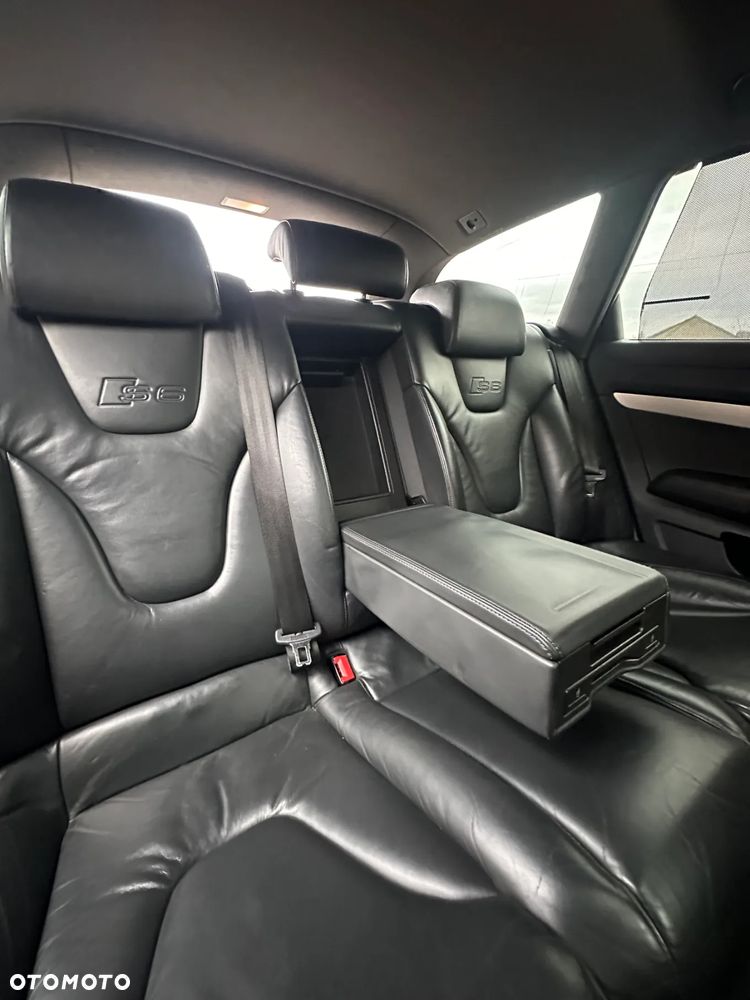 Audi S6 Limousine - 35