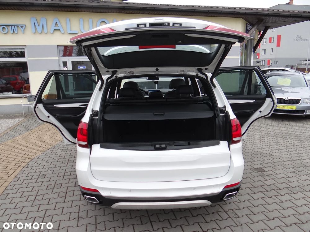 BMW X5 xDrive40d - 17
