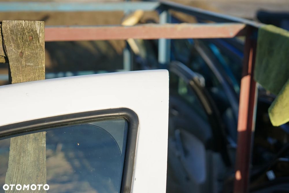 Drzwi przód przednie lewe Dacia Duster I - 8
