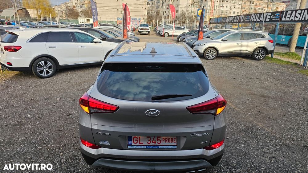 Hyundai Tucson 2.0 CRDI 4WD Automatik Style - 7